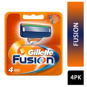 GILLETTE FUSION BLADES 4's